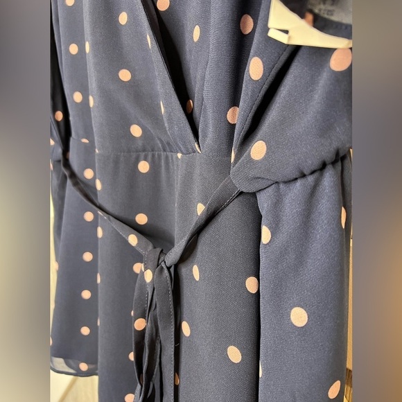 189. NWT City Chic Eloise Top XXL/24 - Picture 6 of 7